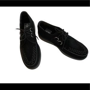 T.U.K Unisex Sued Platform Loafers